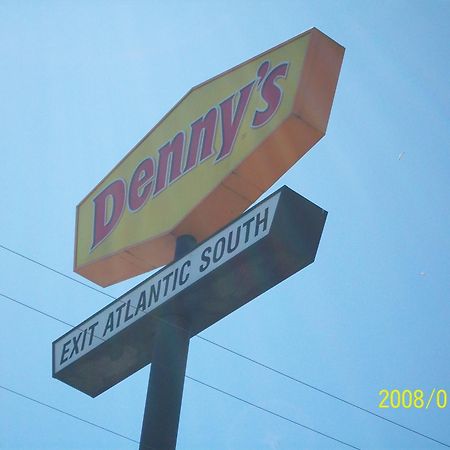 Rodeway Inn Commerce - Los Angeles エクステリア 写真
